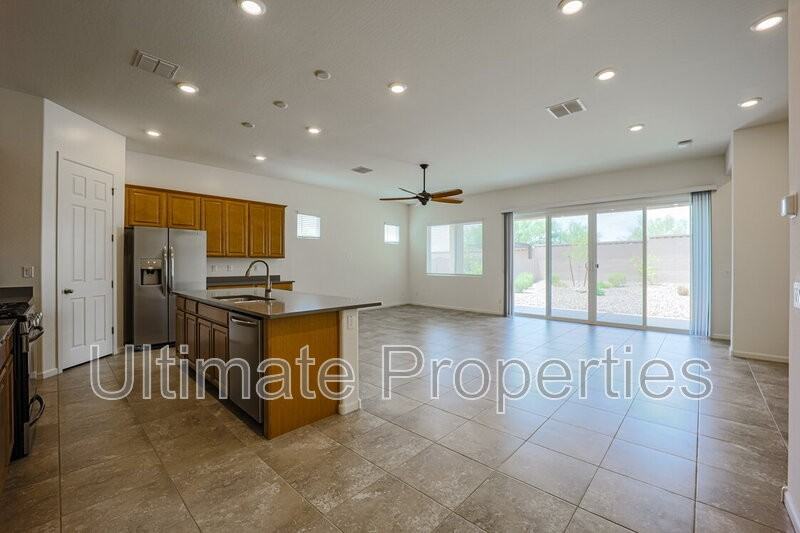 25172 N 106th Dr - Photo 5 of 27
