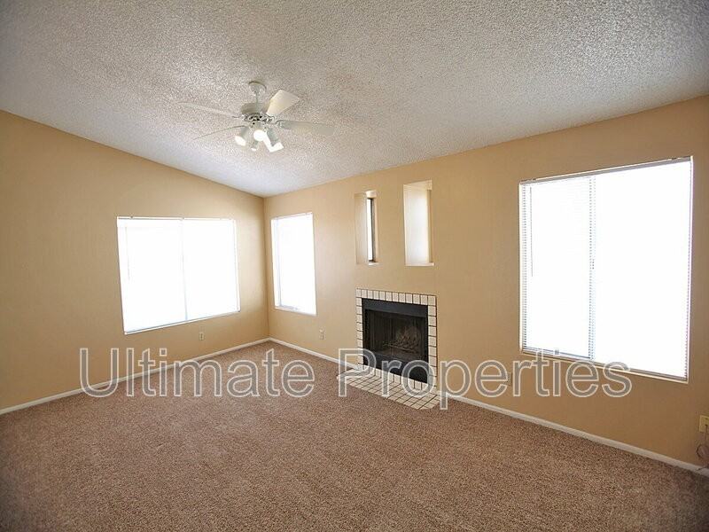 8832 W Saint John Rd - Photo 2 of 14