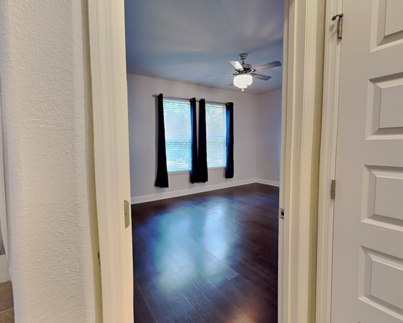 15543 Waterleigh Cove Dr - Photo 5 of 26