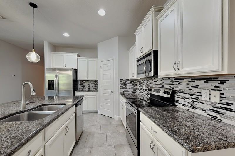 15543 Waterleigh Cove Dr - Photo 6 of 26