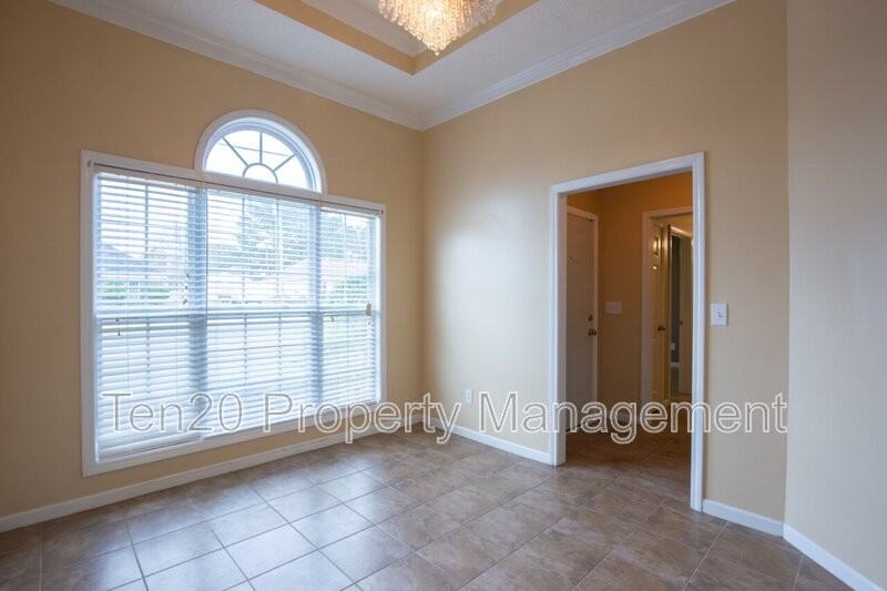 25 Kalin St - Photo 3 of 21