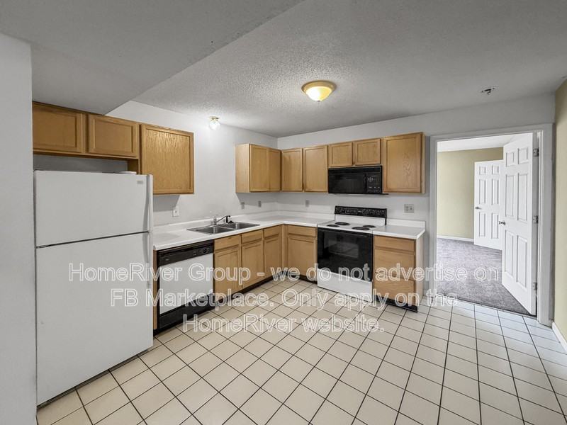 4625 Brandon Woods St - Photo 5 of 18