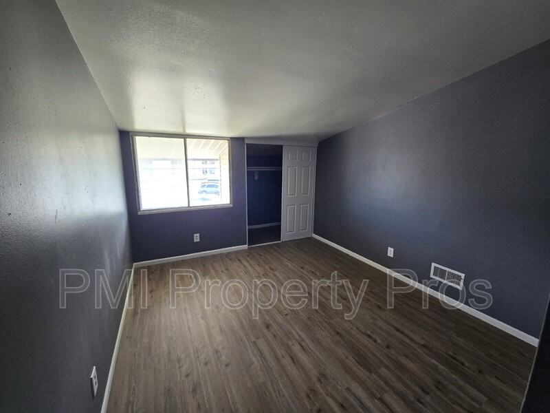 8842J N 95th St #J - Photo 3 of 23