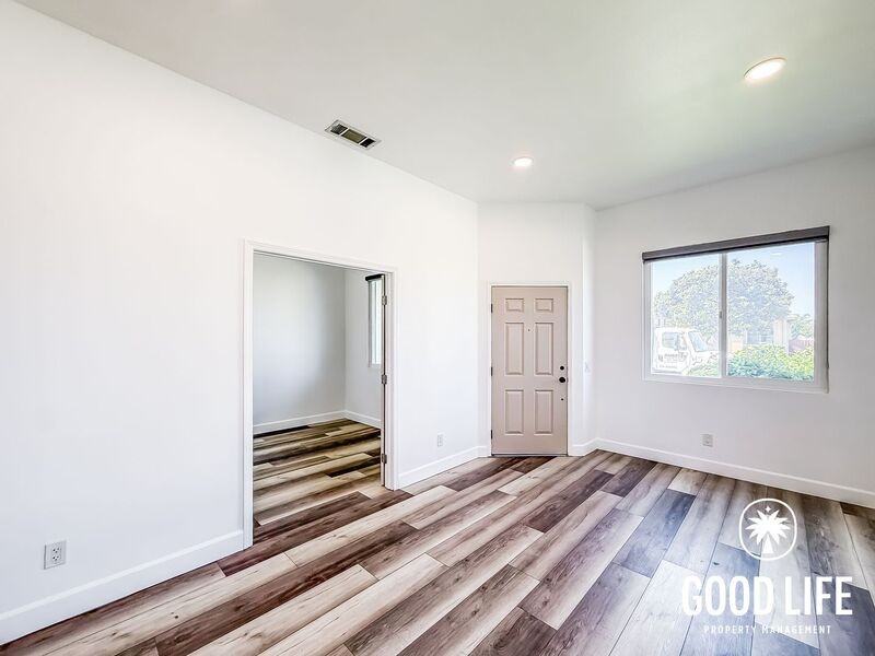 6452 Haven View Dr - Photo 3 of 17