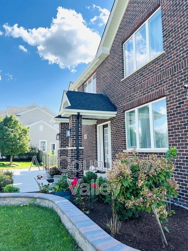3078 Long Common Pkwy - Photo 2 of 50