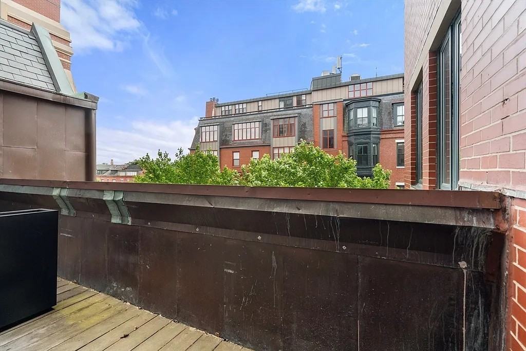 2 Clarendon St - Photo 7 of 7