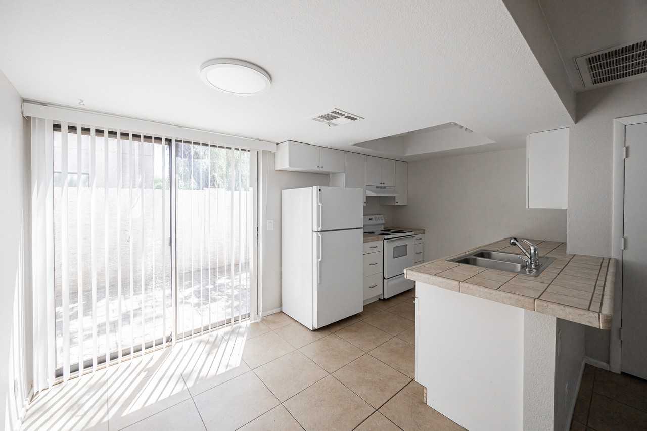 1077 W 1st St #105 - Photo 6 of 23