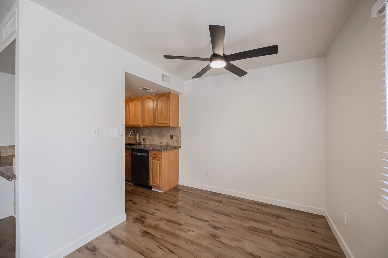 8113 E Glenrosa Ave - Photo 6 of 18