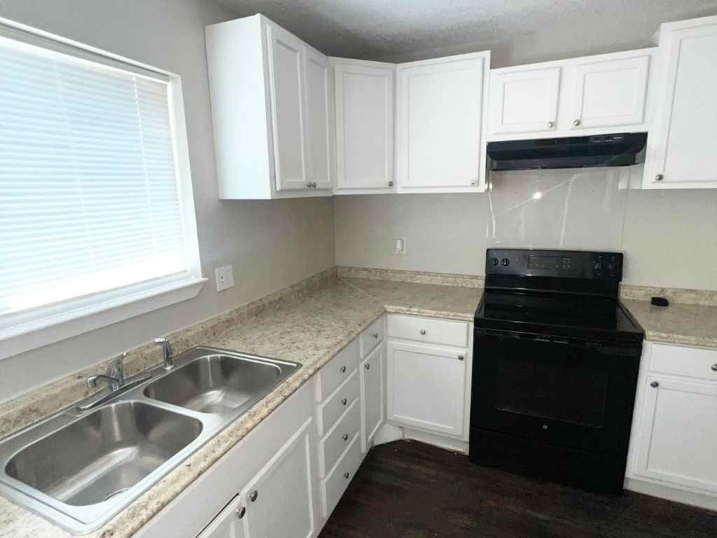 917 Nicole Dr - Photo 5 of 19