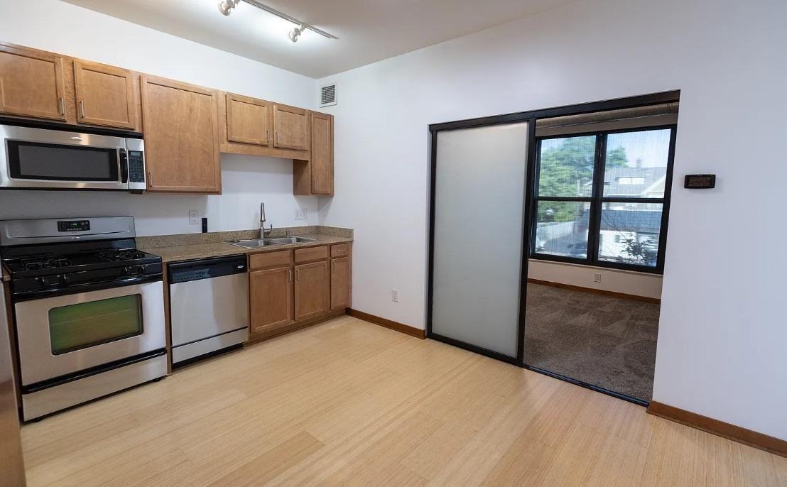 15 E Franklin Ave - Photo 5 of 23