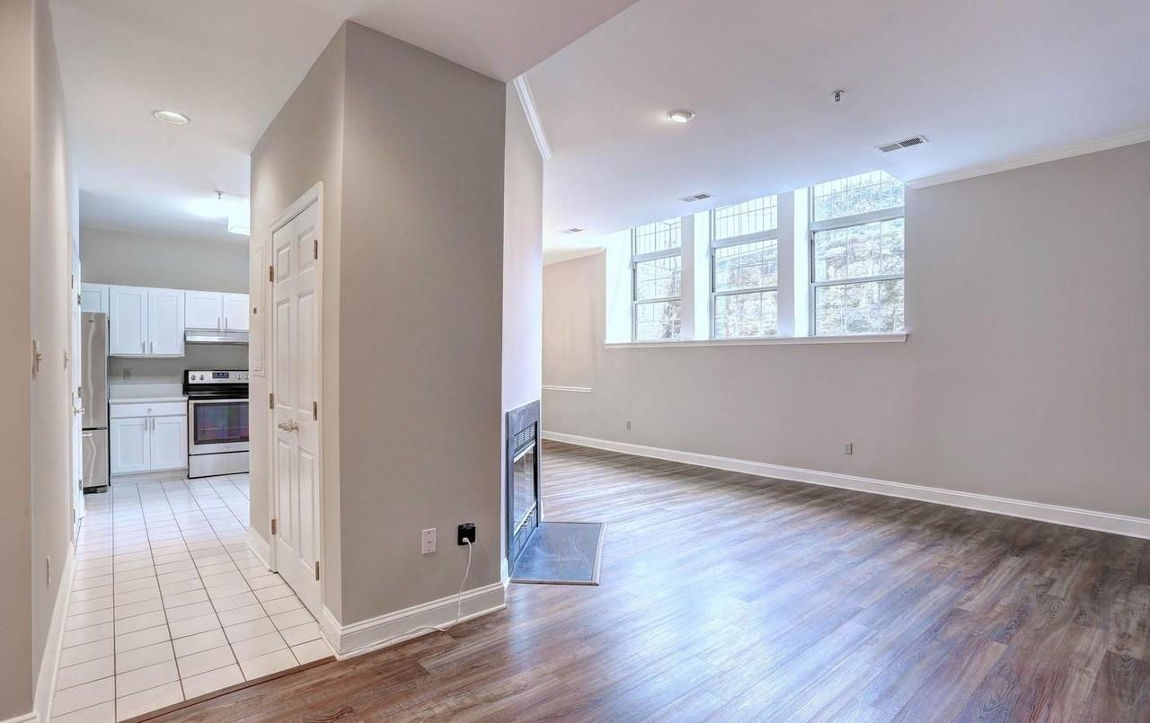 3700 College Ave - Photo 5 of 28