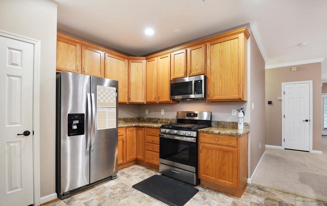 6502 Montalto Xing - Photo 7 of 25