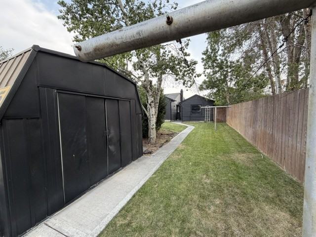 1050 10th St - Photo 4 of 11