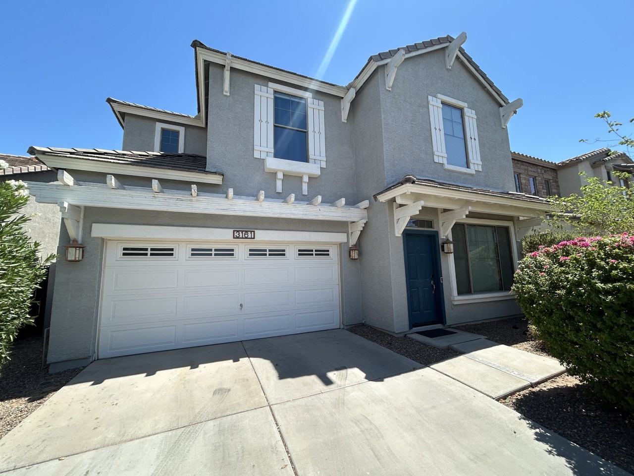 3161 S Southwind Dr - Photo 3 of 50