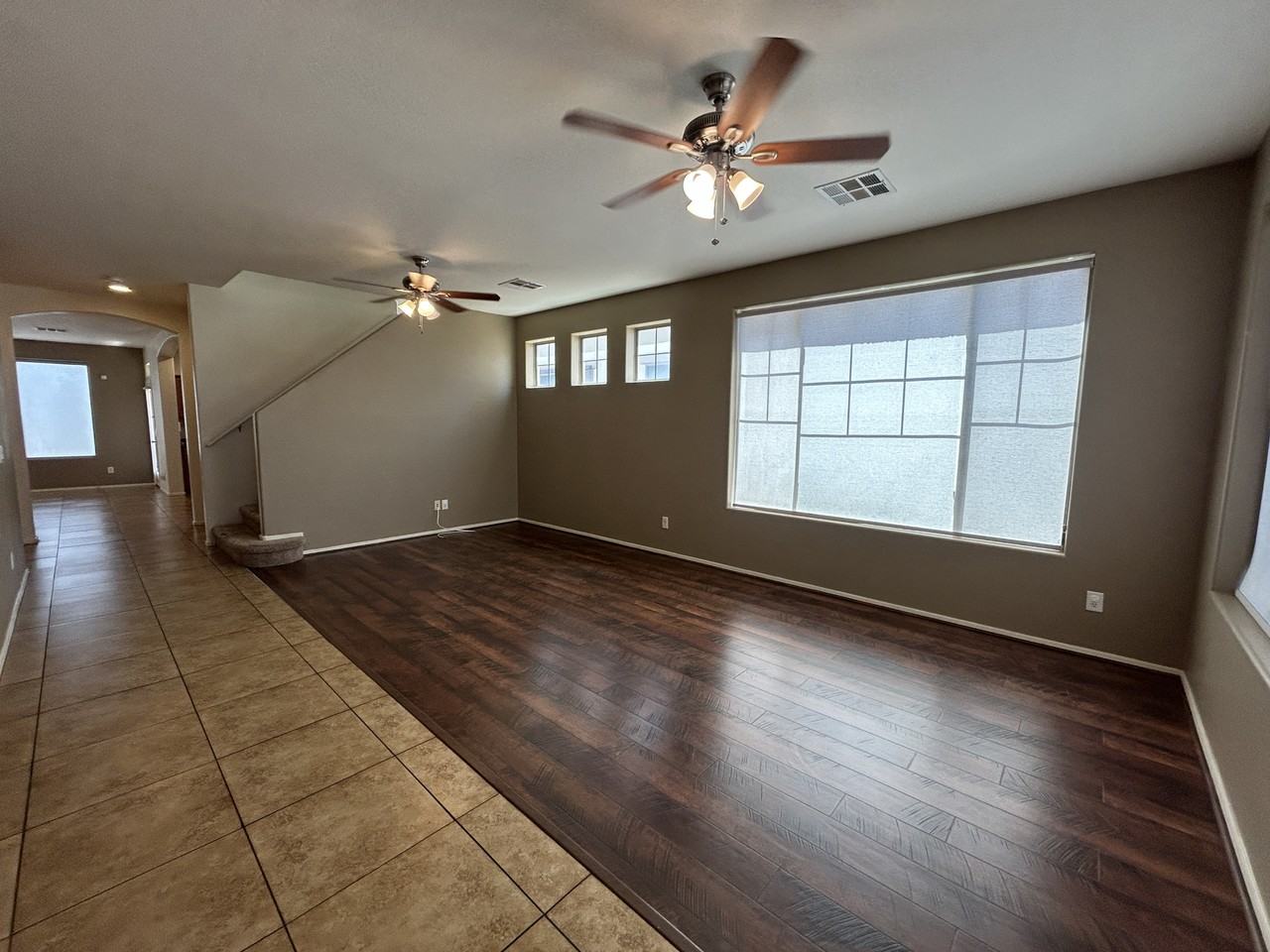 3161 S Southwind Dr - Photo 4 of 50