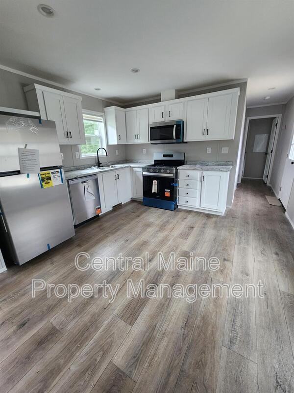 15 Austin Dr - Photo 2 of 11