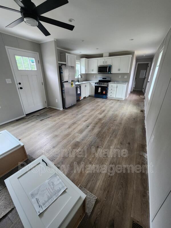 15 Austin Dr - Photo 3 of 11