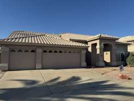 featured image of 4622 E Desert Willow Rd