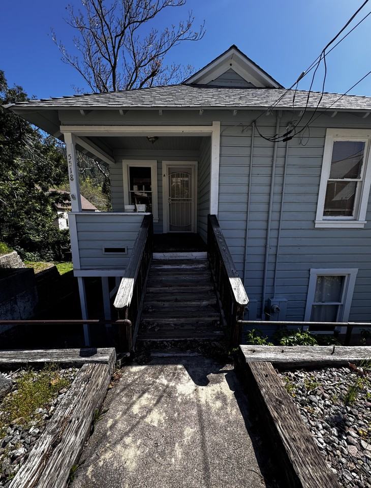5518 Shasta Ave #A - Photo 2 of 10