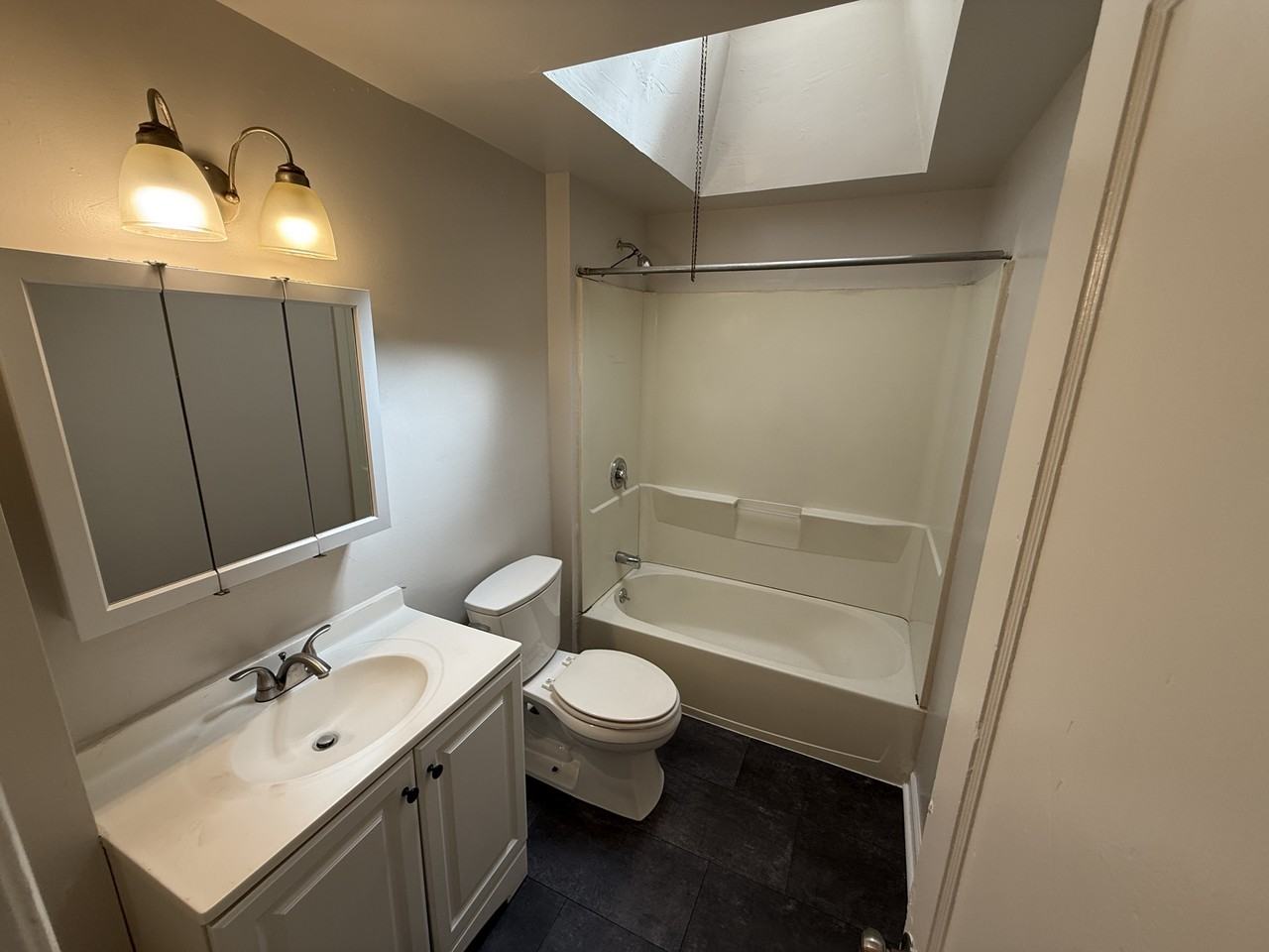 797 Bennington Rd - Photo 7 of 26