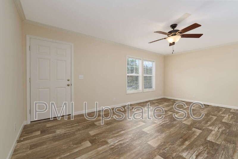 5 Charles St - Photo 5 of 22