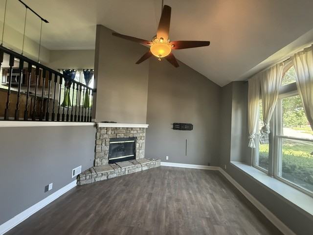 21607 W 51st St - Photo 6 of 50