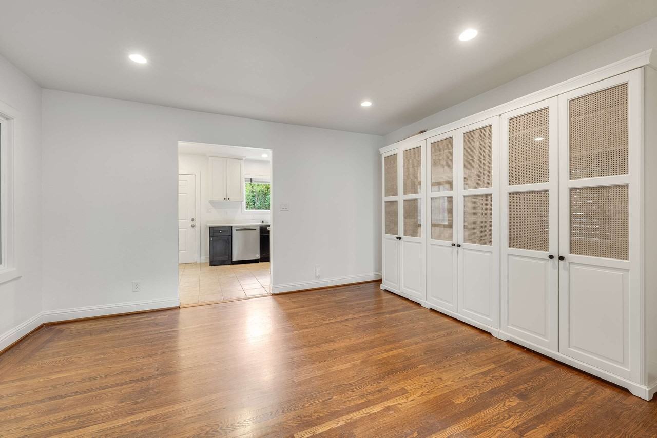 2930 Maxwell Ave - Photo 6 of 25