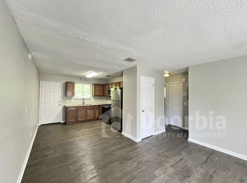 5026 Westchase Ct #4 - Photo 3 of 12