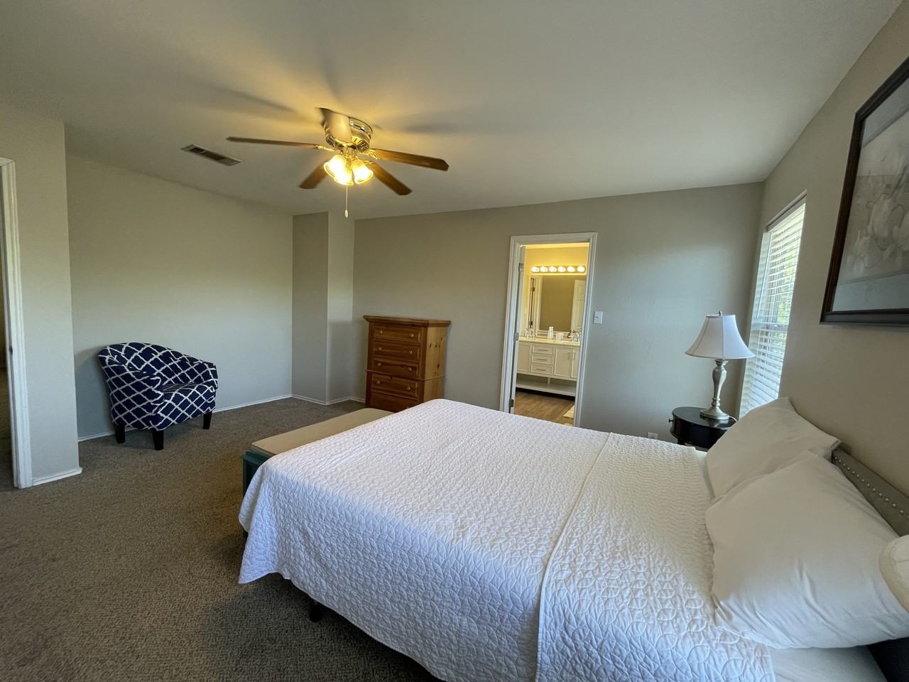 10506 Tiger Way #A - Photo 3 of 5
