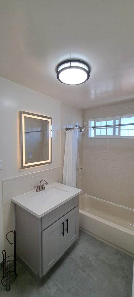 4167 Somerset Dr - Photo 4 of 8