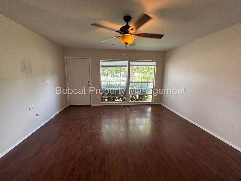 1650 Walker Dr - Photo 5 of 32