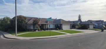 featured image of 5735 W Cambridge Ave #NA