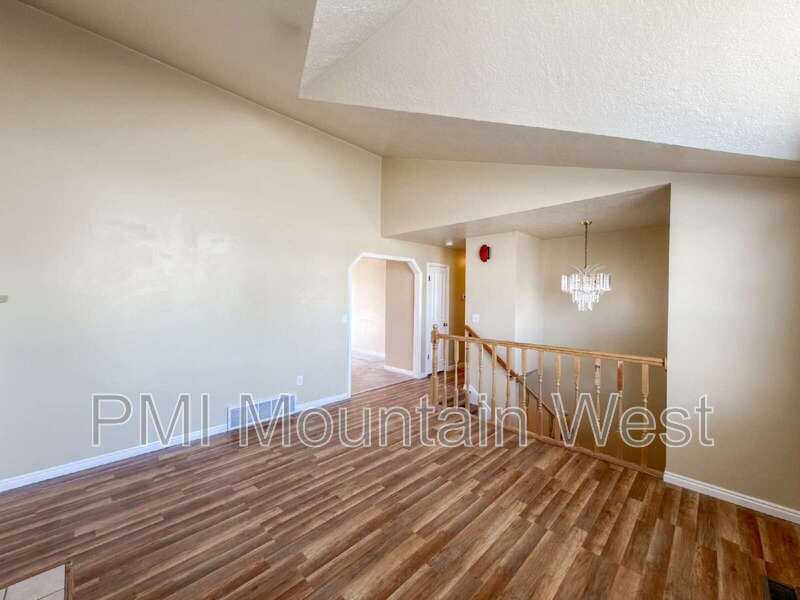 2322 Ne - Photo 5 of 22