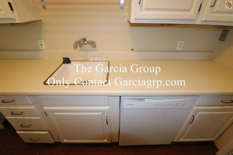 1407 Sw Hall St - Photo 6 of 32