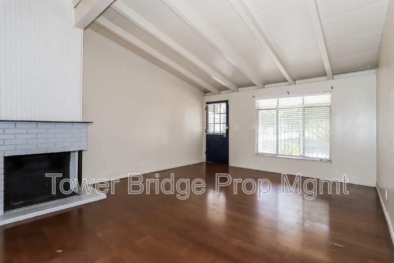 5936 41st St - Photo 3 of 24