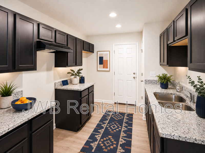 8415 Berry Ave - Photo 3 of 11