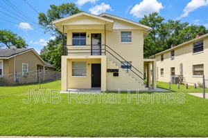 featured image of 1524 W 21st St #4