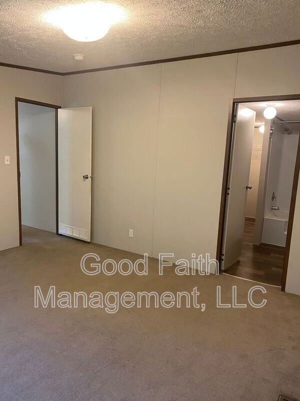 304 Valley Ave - Photo 4 of 16