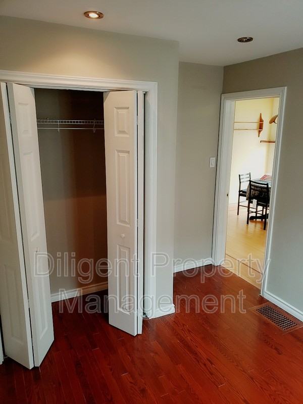 1219 Cartier Blvd - Photo 5 of 27
