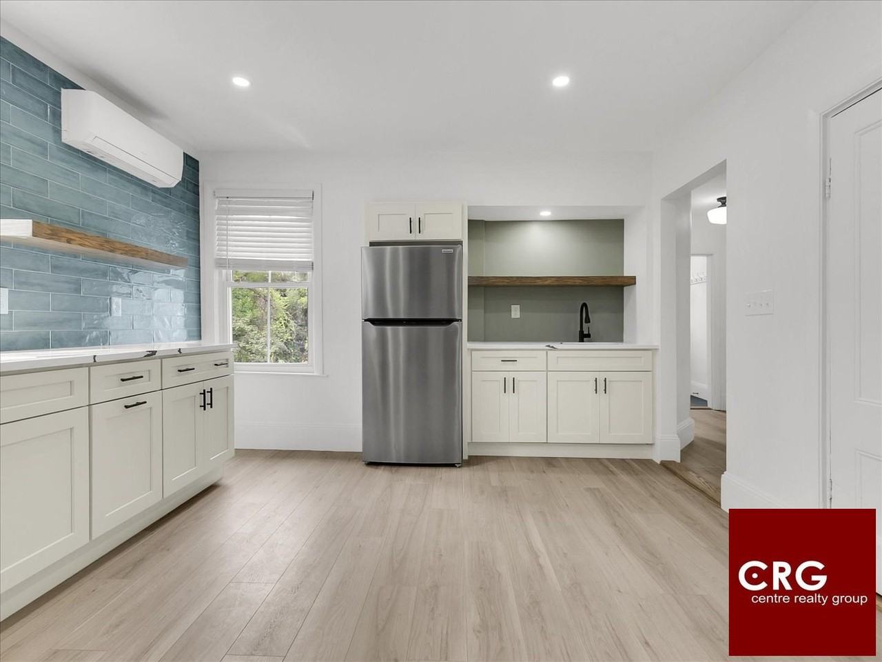186 Main St #2 - Photo 5 of 17