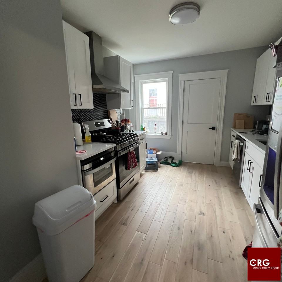 5 Dickson St #1 - Photo 2 of 11