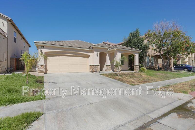 1417 Veronica Trl - Photo 3 of 21