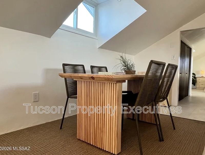 570 S Main Ave - Photo 7 of 11
