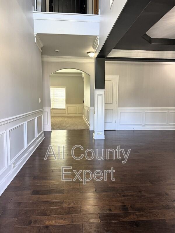 4215 Hopewell Manor Dr - Photo 2 of 38