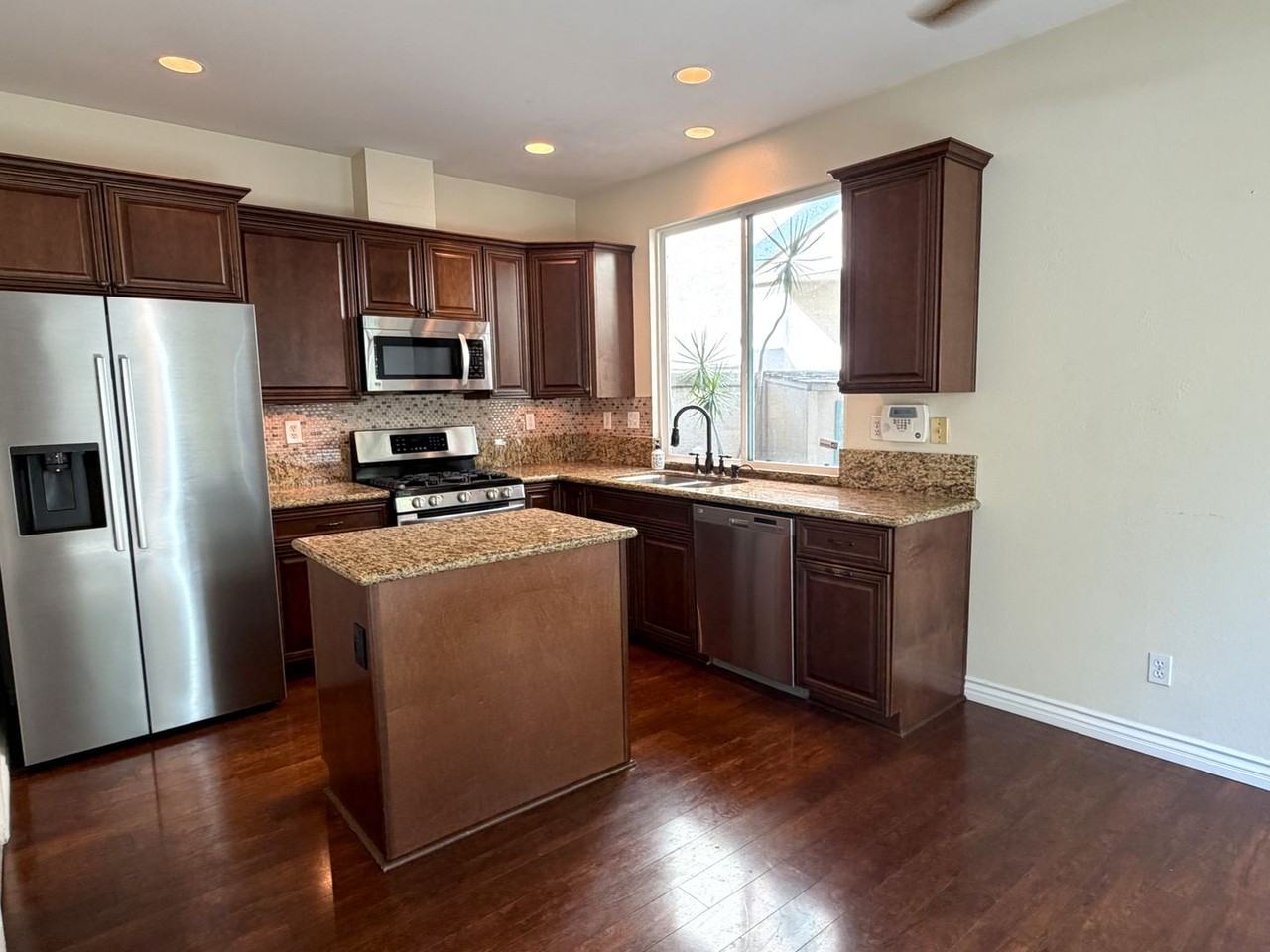 569 Whitesage Rd - Photo 5 of 19