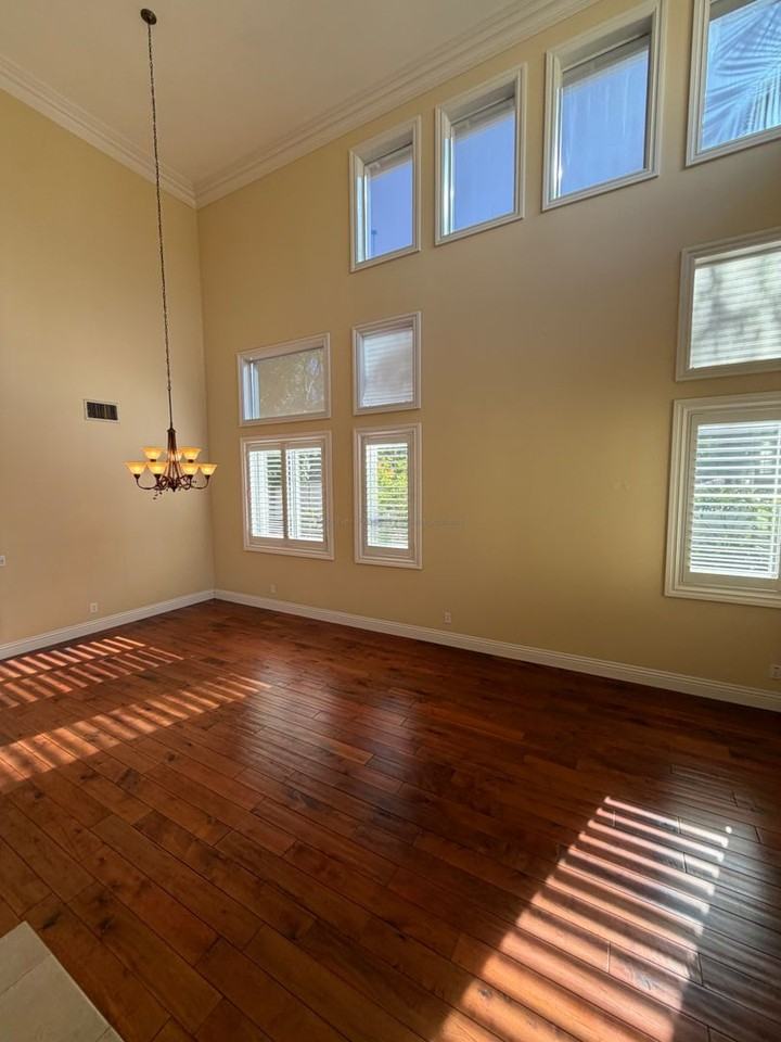5349 Forecastle Ct - Photo 4 of 42