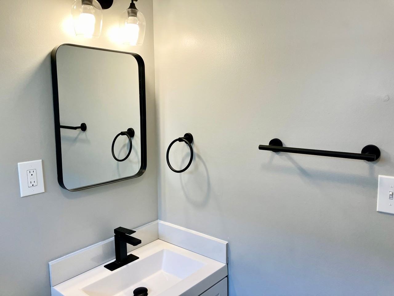 109 Unger Ave - Photo 6 of 12