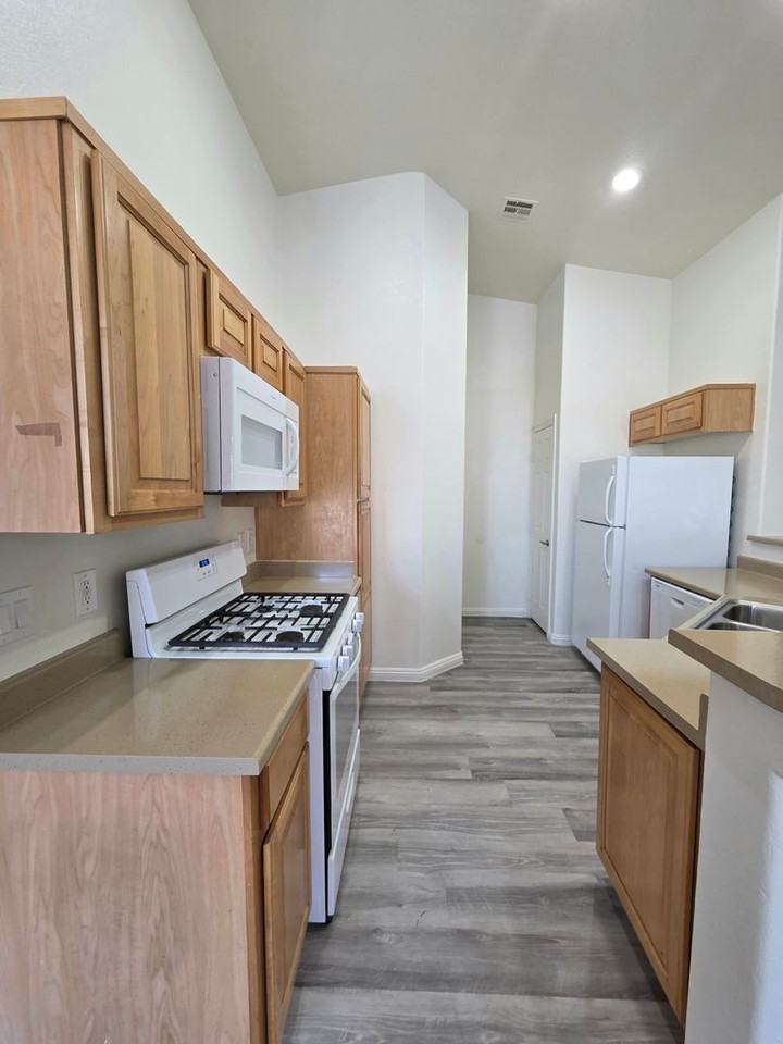 8787 Tom Noon Ave #101 - Photo 5 of 30
