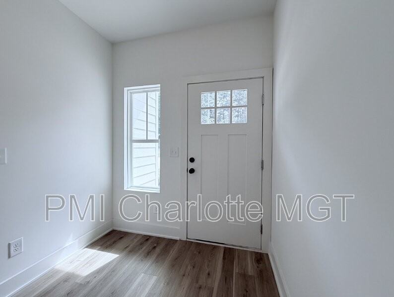 7519 Lawyers Rd - Photo 4 of 27