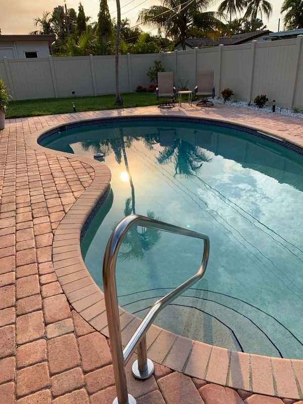 1541 Ne 40th St - Photo 6 of 6